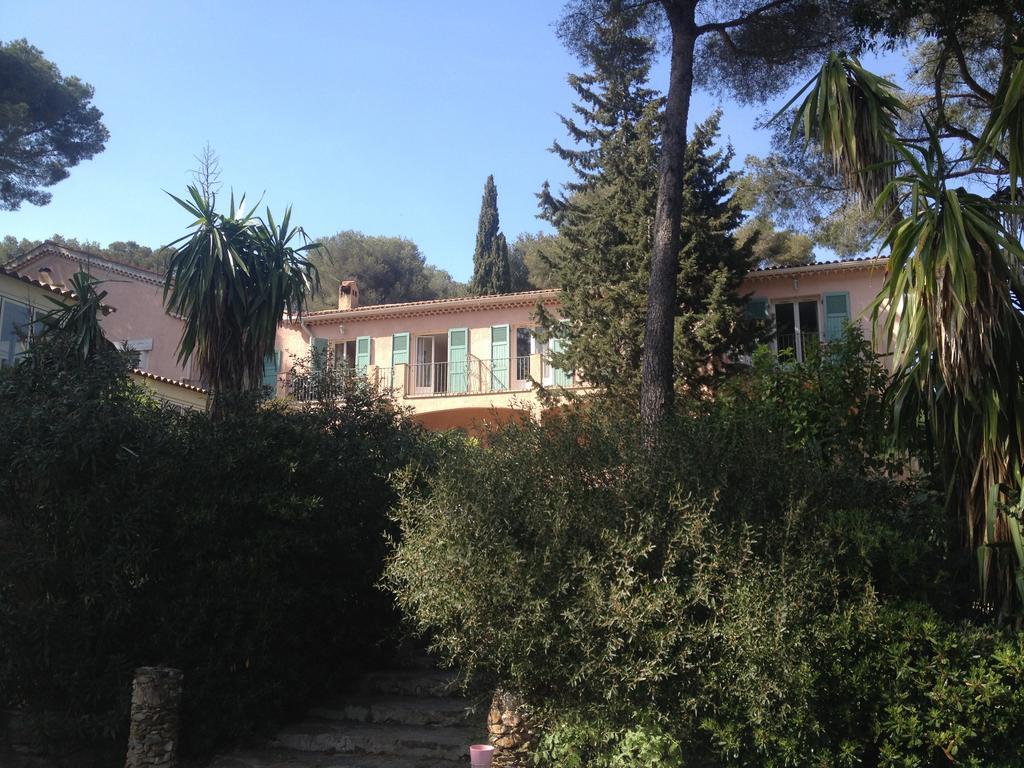 Hotel De La Mer La Croix-Valmer Exterior photo