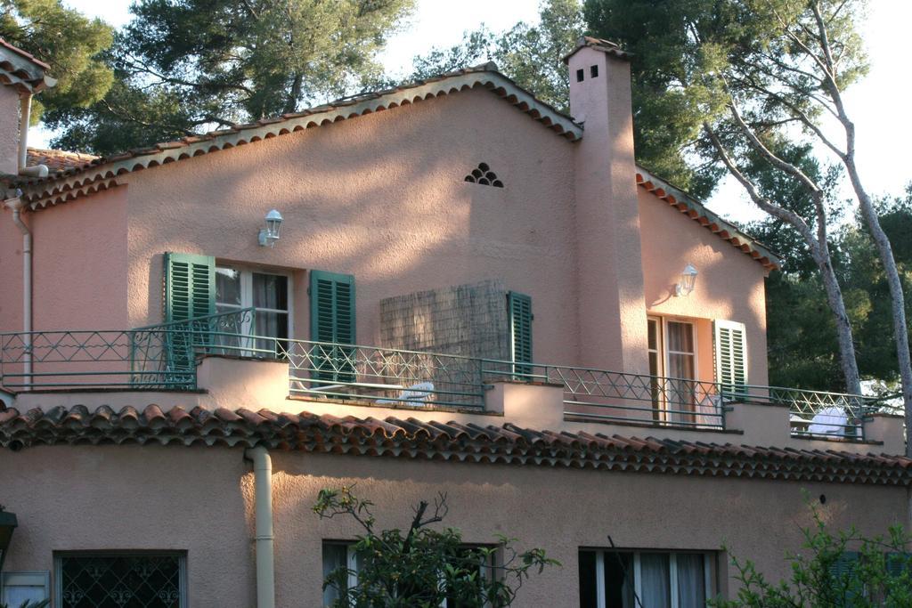 Hotel De La Mer La Croix-Valmer Exterior photo